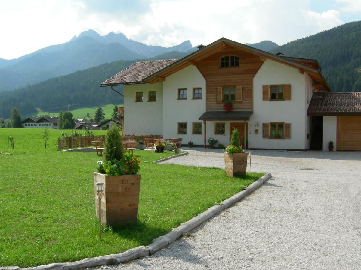 Stifterhof Villa Niederdorf Exteriör bild